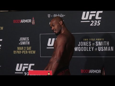 Jon Jones makes weight and hits some poses at UFC 235 Official Weigh-Ins