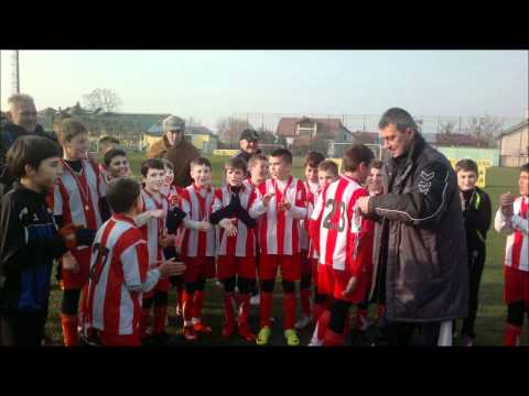 Premierea lui FC Constructorul Bolintin Deal (juniori) !!.wmv