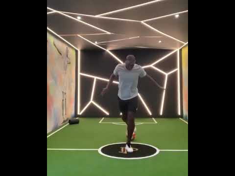Paul Pogba's Freestyle Session