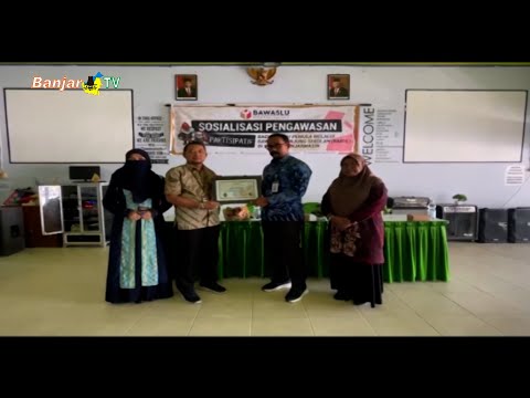 SMAN 3 BANJARMASIN APRESIASI BAWASLU KOTA BANJARMASIN