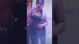 Download lagu yo cuando voy a una fiesta 😂 y mis amigas las criticonas🙈tik tok mp3