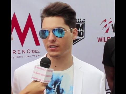 VINCE TOMAS Interview on Selfie and more - BET Weekend