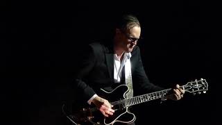 Joe Bonamassa - Pretending - 3/4/17 Theatre at MGM National Harbor, DC