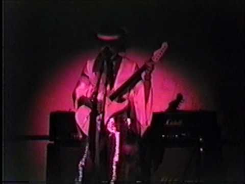 McMurdo Station - Tribute to Jimi :Star Spangled Banner / Purple Haze