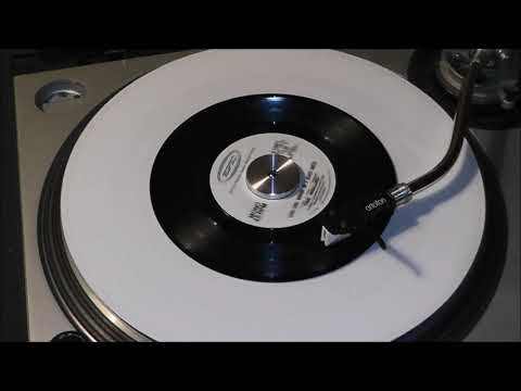 The Hollies - Long Cool Woman (In A Black Dress) - Mono 45RPM