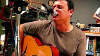 Manic Street Preachers- faster acoustic (xfm radio)