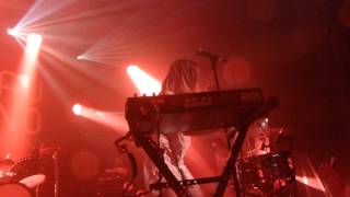 Echosmith - Nothing&#39;s wrong - Live Paris 2015