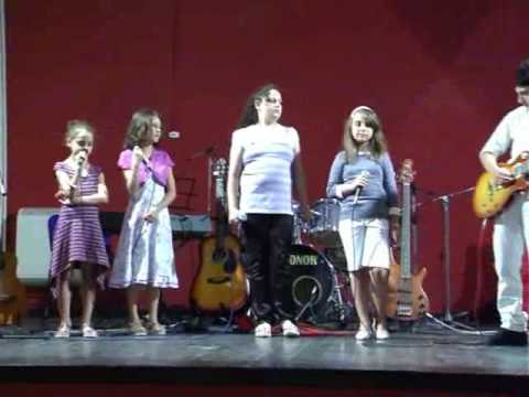 Scuola di Musica "Le Muse" - Rogliano: Bambine cattive.mp4