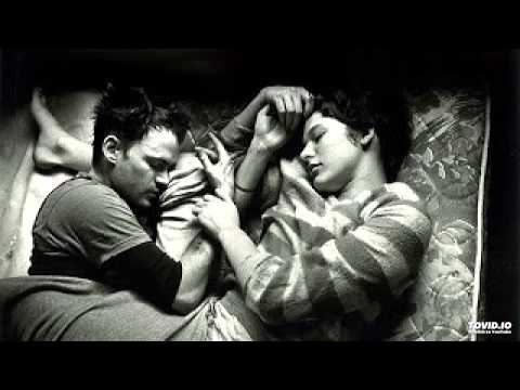 download lagu mp3 mp4 U2 Stateless, download lagu U2 Stateless gratis, unduh video klip U2 Stateless