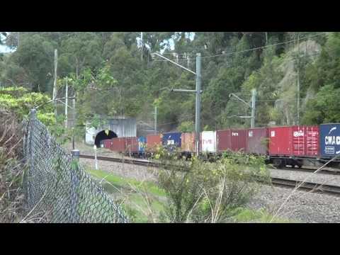 QUBE 1103+1107=CARDIFF