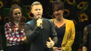 Gary Barlow on stage with &#39;The Girls&#39;