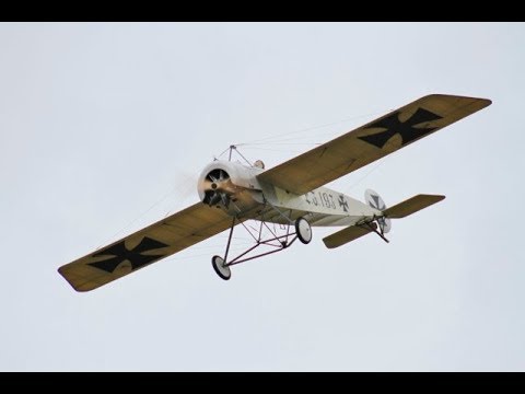 DAWN PATROL - GIANT 1/3 SCALE MULTIPLE RC WW1 SCOUT / FIGHTERS - LMA RAF COSFORD - 2017