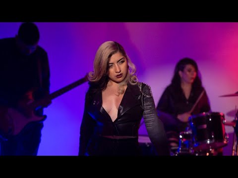 Videoclip Dímelo — Mely Desgens, producción de Molleja Studio