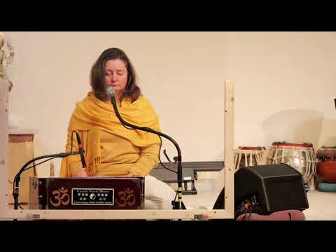 Satsang - Kirtan, Mantra und Arati mit Katyayani - Yoga Vidya Ashram Live, 18.02.2022, 07:00 Uhr