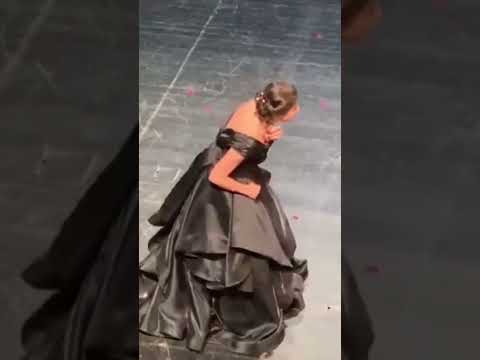 Lisette Oropesa - È Strano... Sempre Libera • With an Audience's tenor voice!!