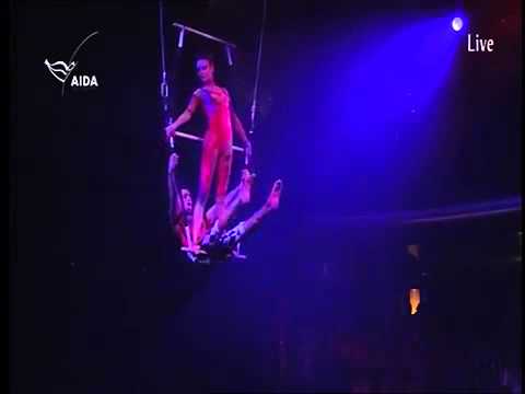 Aerial frame act by Duo Maksimenko 523 / www.maximaaa.com
