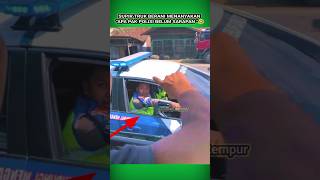 Download lagu 2 anggota polisi di buat malu oleh seorang supir truk 😱#shorts #short #polisi#polisiindonesia mp3 Download lagu 2 anggota polisi di buat malu oleh seorang supir truk 😱#shorts #short #polisi#polisiindonesia mp3