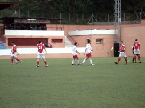 41 minutos. Salazar chuta fuera en una ocasión del Rayo 70