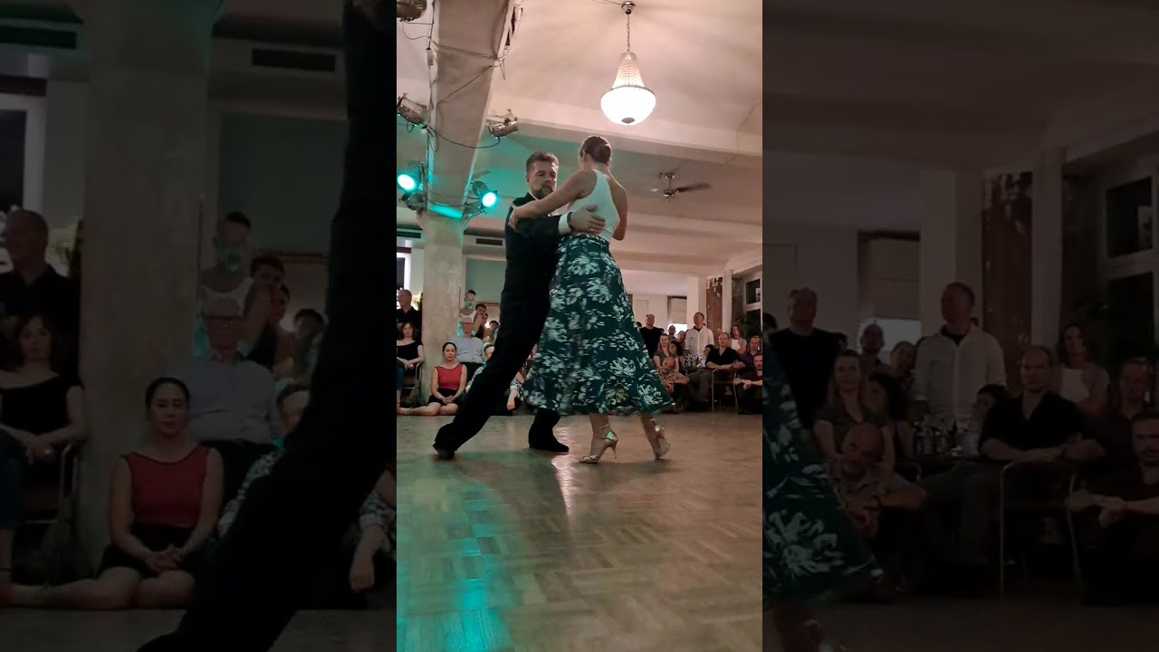 Chris Benson & Diego “El Pájaro" Riemer - En esta tarde gris (2/3)