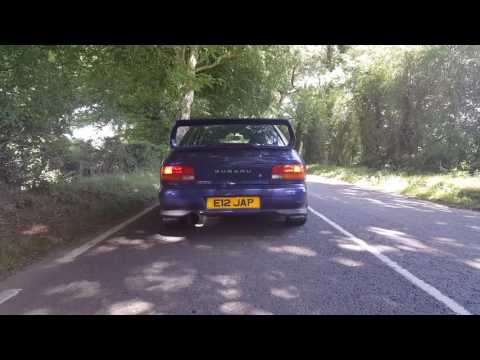 Subaru Impreza 2000 turbo take off!!