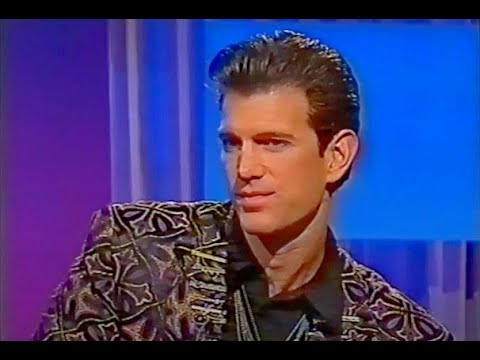 Chris Isaak -  Live & interviewed London 1991