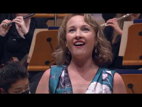 Sasha Cooke performs 'Ging heut' Morgen über's Feld' from Mahler's Lieder eines fahrenden Gesellen Thumbnail