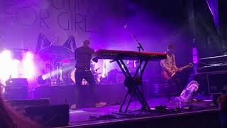 Famous - Scouting for Girls (Live @ o2 Academy, Newcastle - 24/11/17)