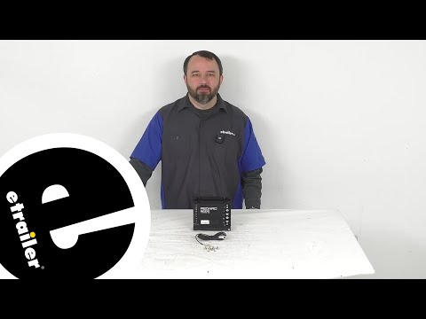 Review of Redarc Battery Charger - Alpha 25A In Vehicle BCDC Battery Charger Solar Control - RED68NR