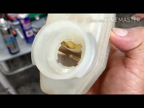 Flushing Master Brake Fluid Cylinder on Mitsubishi Adventure