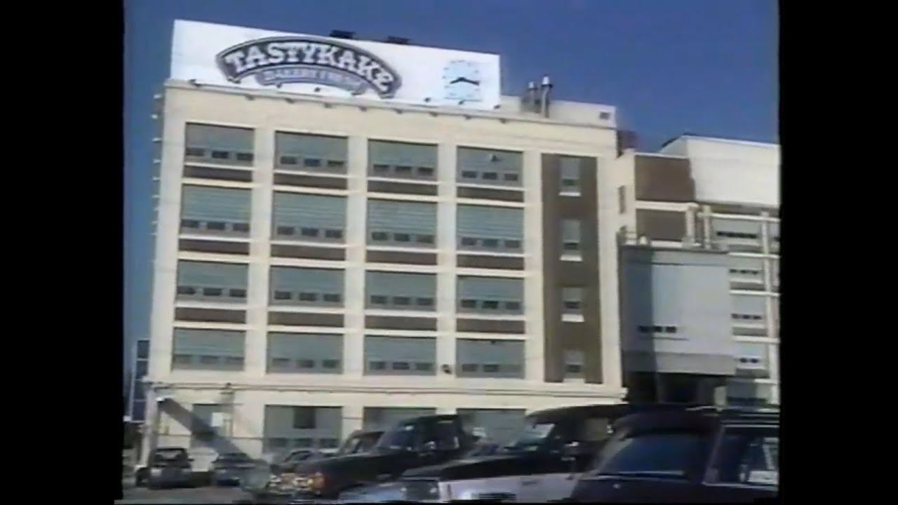 Tour of the old Tastykake Bakery in Philadelphia (1980's era)