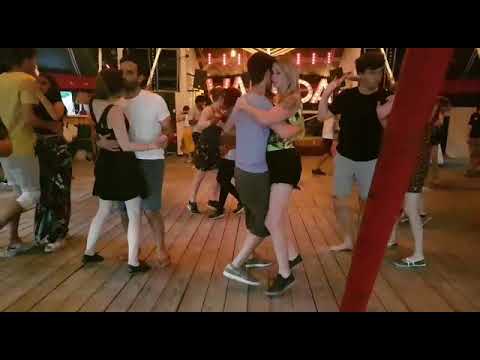 Yse Góes e Matheus Antunes -  Forró Roots