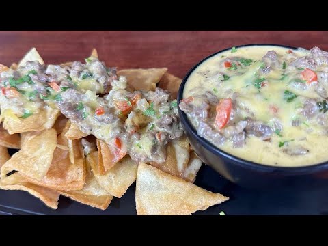 Nachos Caseros con Salsa de Queso y Churrasco