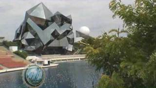 preview picture of video 'Jules VERNE FUTUROSCOPE'