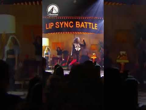 Zoe Saldana “Stressed Out” over VMA nominee @twentyonepilots Watch the #VMAs tonight at 8p on @mtv!