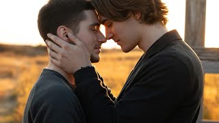 Download lagu 25 Iconic Gay Kissing Scenes From Gay Movies & TV Shows mp3