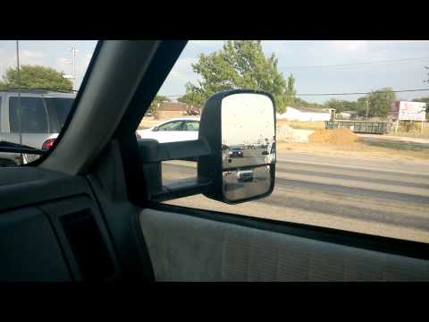 tow mirror vibration