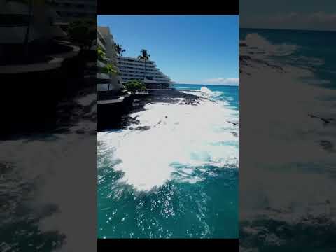 Downtown Kailua Kona, primeiro grande swell da temporada 2023 #travel