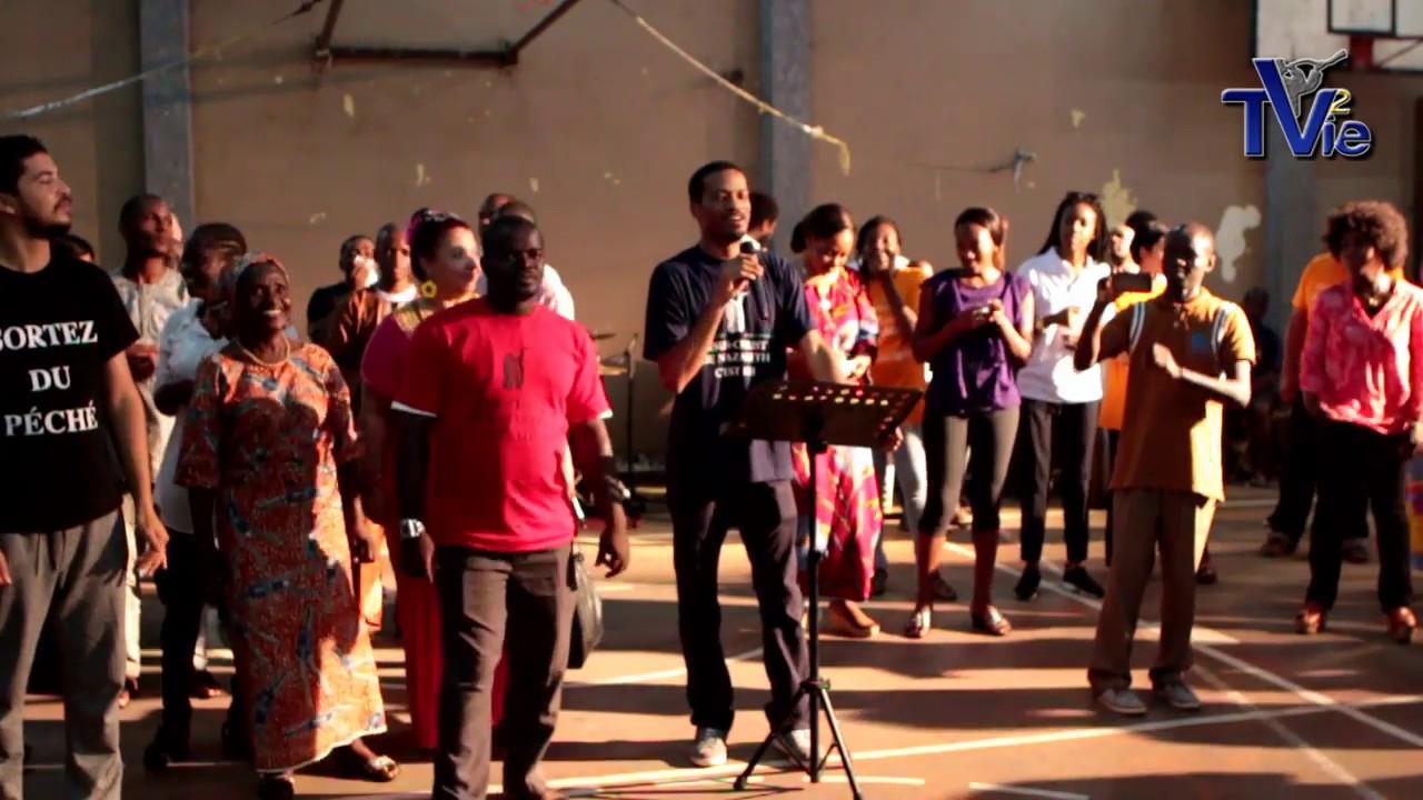 Thumbnail of video: Présentation des missionnaires en Côte d'Ivoire (07/10/16)