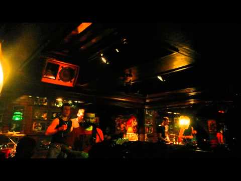 Šinobusi - Vreme je za Novi Sad (Live @ Foxtrot 21.2.2015.)