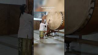 Download lagu BEDUG RAKSASA - Cara Pukul Bedug Menjelang Sholat Subuh Masjid Agung An Nuur Kota Batu #bedug mp3