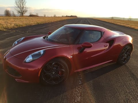 2015 Alfa Romeo 4C - TestDriveNow.com Review by Auto Critic Steve Hammes | TestDriveNow