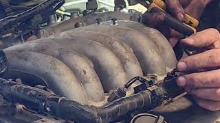 1995 Nissan Maxima repair part 1 Remove intake manifold