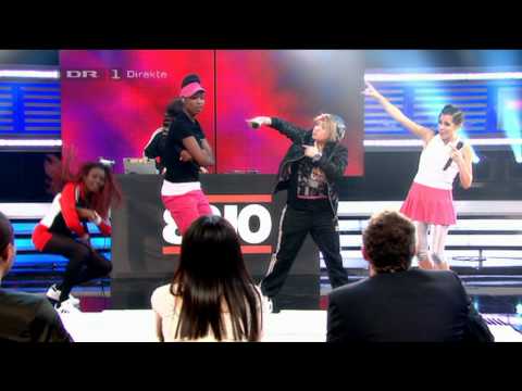 X Factor 2010 Denmark - 8210 Feat. DJ Static "Walk This Way" Run-DMC & Aerosmith - Live show 3 [HD]
