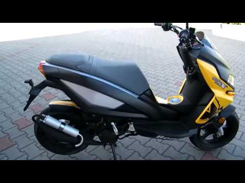 Benelli X 49 Roller/Scooter gelb/schwarz