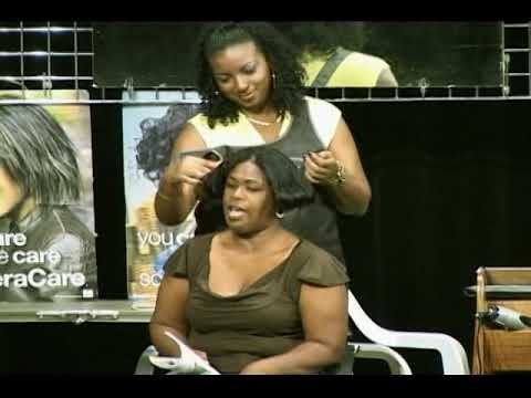 Komedia Korsou - Redu den kapsalon