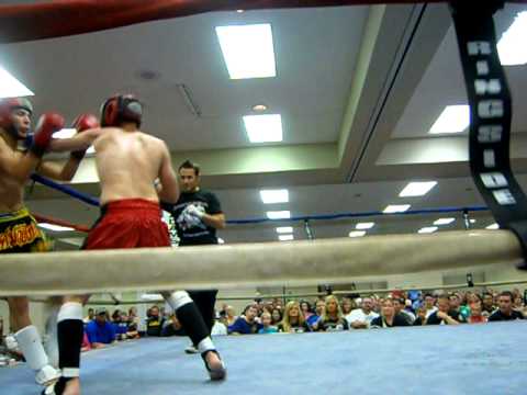 (AMA) Shawn "Mayhem" Mayhew's Muay Thai Fight Debut 10-9-10