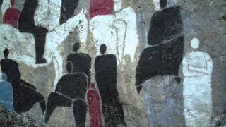 preview picture of video 'Pitture rupestri deIl Pastore bianco a Pietracamela'