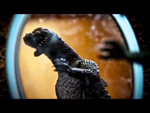 YELLOW OSTRICH- Hahahaohhoho