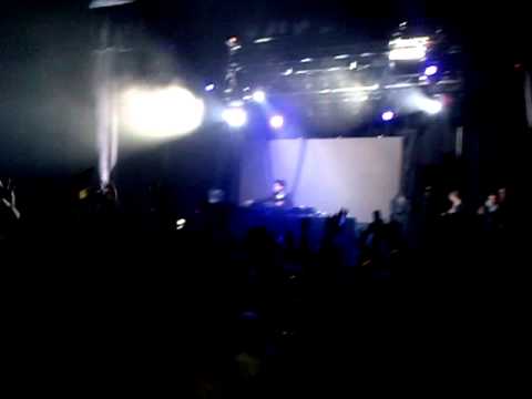 Brixton Electric- Benny Benassi drops Axwell- In My Mind