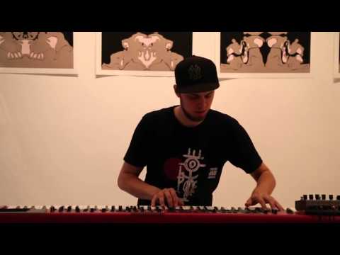 Philipp Nykrin Solo - Dewey Square & Sophisticated Lady